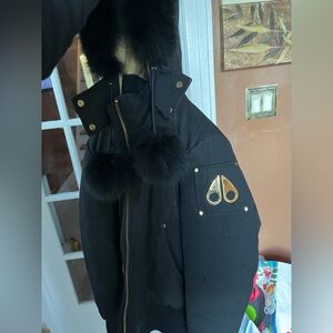 Women’s Moose Knuckle, size medium